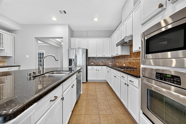 Building Photo - 26847 Trinity Trail