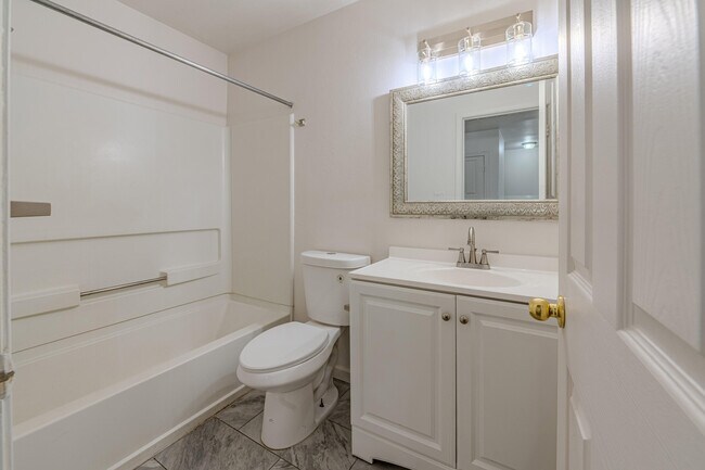 Building Photo - 9605 Weems Ave SW