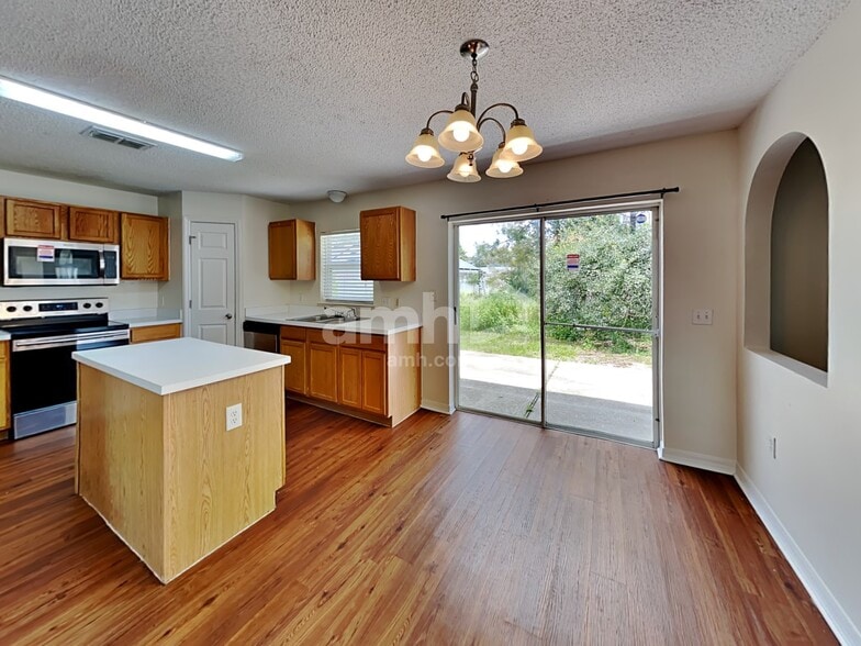 Building Photo - 1742 Sail Ct