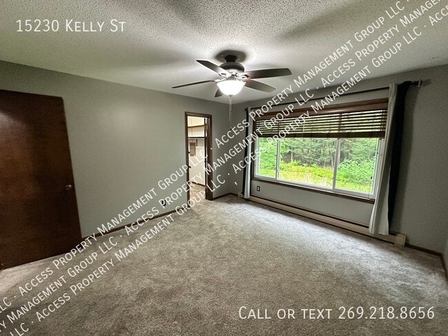 Building Photo - 15230 Kelly St