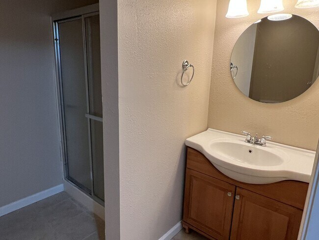 Building Photo - Dramatic Copper Mill Home with Huge Formal Living and Dining Rooms