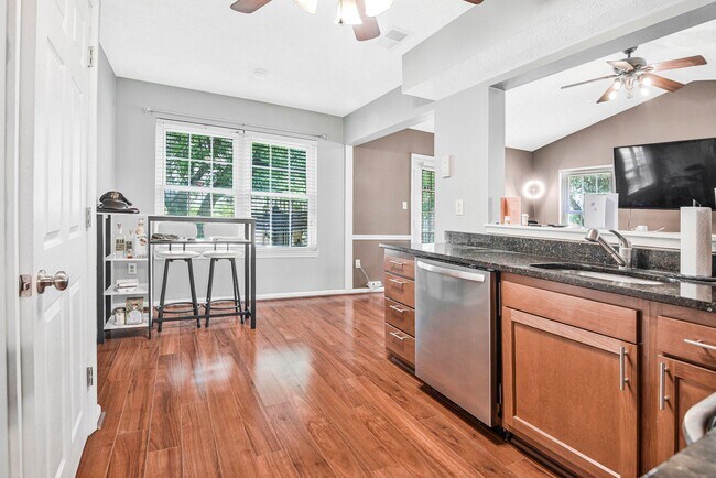 Building Photo - 4037 Broadbill Cir