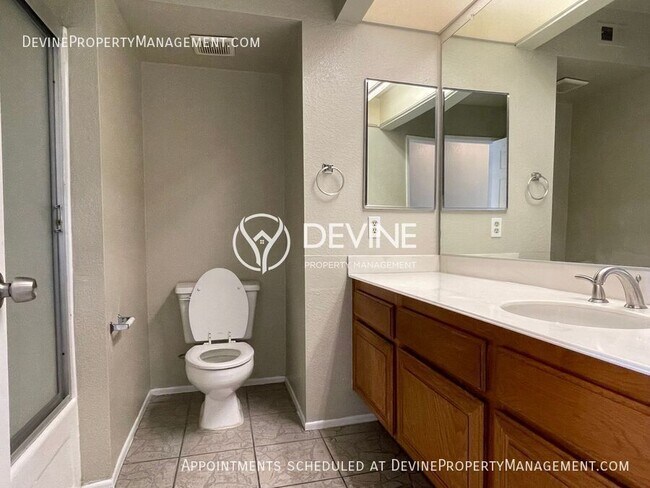 Building Photo - 23720 Redbark Dr