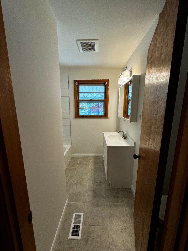 Building Photo - 219 Jacksonian Dr