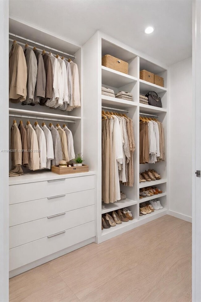 Building Photo - 77 SE 5th St