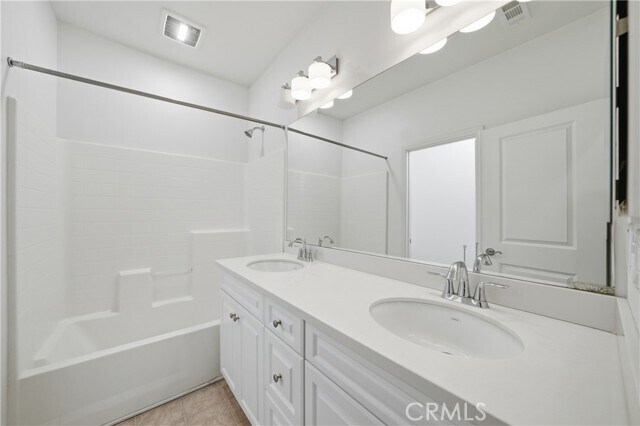 Building Photo - 2830 E Via Fiano