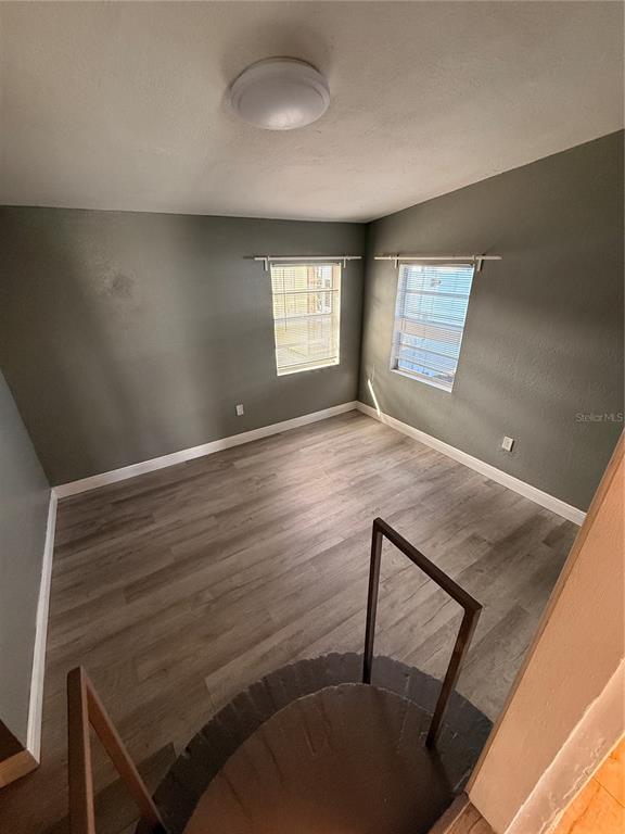 Building Photo - 1510 W Powhatan Ave