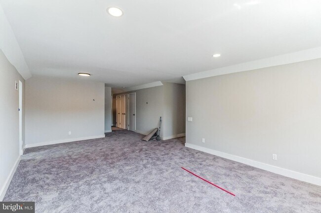 Building Photo - 904 Sumneytown Pike