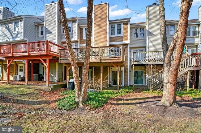 Building Photo - 6939 Copperbend Ln