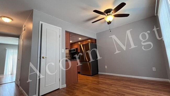 Building Photo - 73 Tarryton Court West