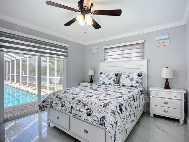 Building Photo - 6531 Santiago Ct