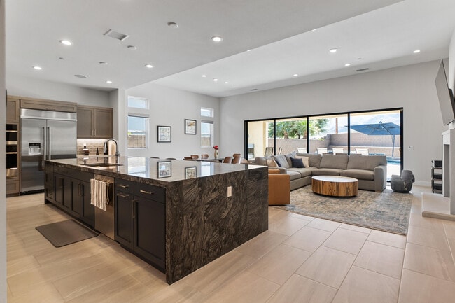 Building Photo - 57935 Stone Creek Trail W