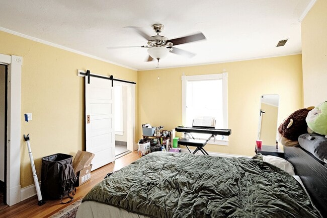 Building Photo - Downtown Home with Classic Charm & Modern Updates