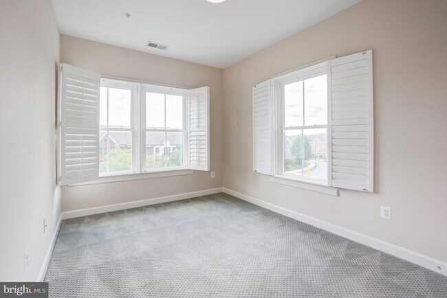 Building Photo - 3614 Worthington Blvd