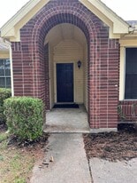 Building Photo - 11050 Springsong Dr