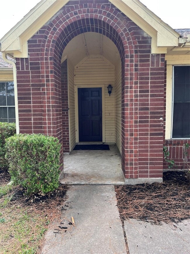 Building Photo - 11050 Springsong Dr