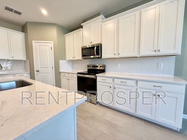 Building Photo - 2633 Ginseng Ivy St