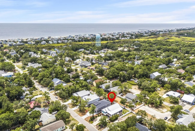 Building Photo - OFF-SEASON MONTHLY RENTAL - ESCAPE THE WINTER MONTHS!!!