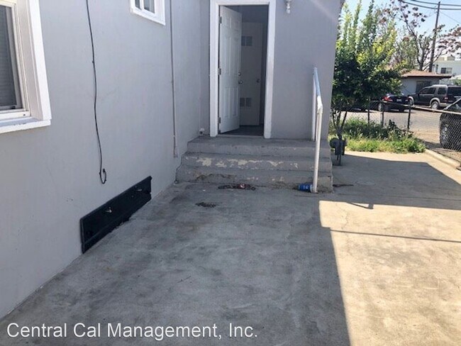 Building Photo - 2 br, 1 bath House - 2124 Pacific St