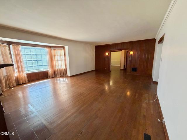 Building Photo - 1428 Oak St