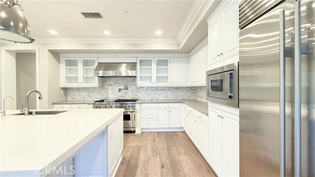 Building Photo - 121 Sunset Cove