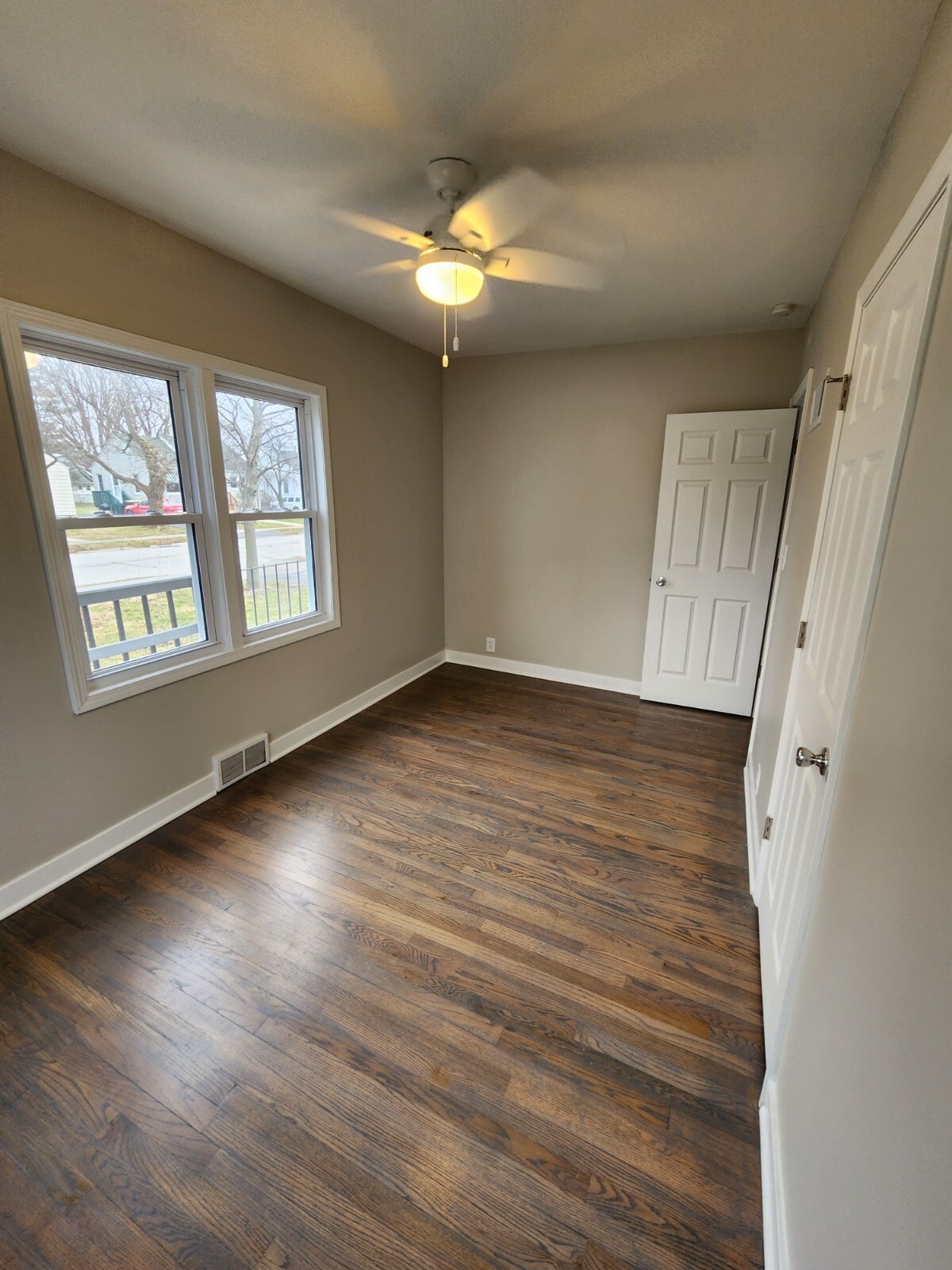 Building Photo - 410 McKinley St