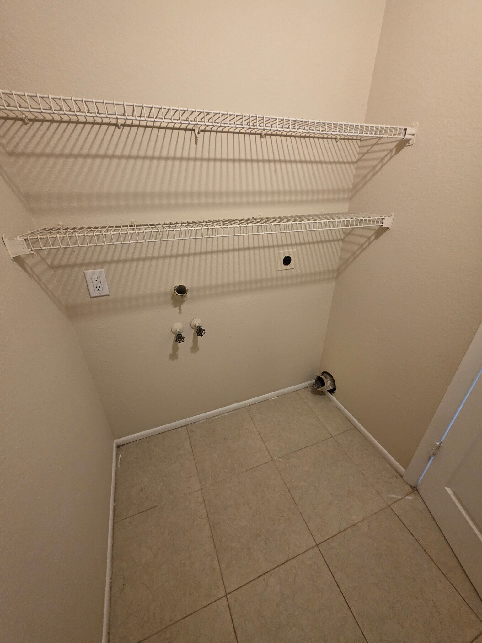 Building Photo - 5230 SE 31st St