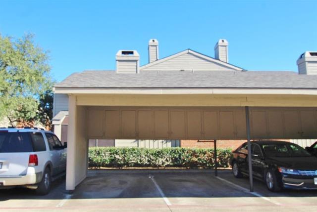 Building Photo - 9600 Royal Ln