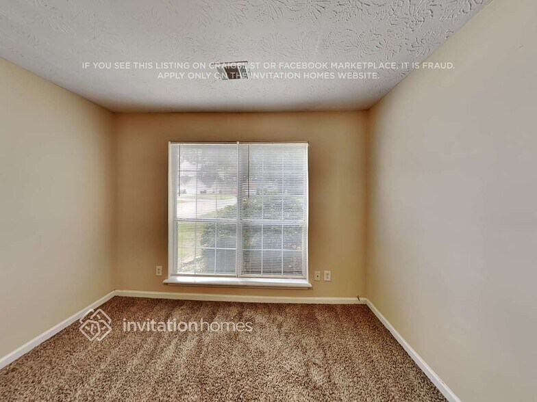 Building Photo - 40 Harvard Dr