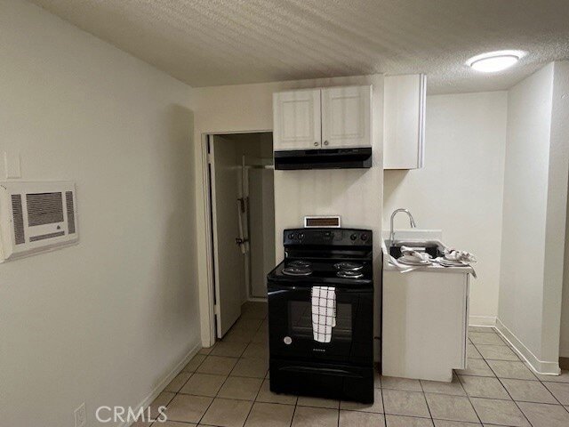 Building Photo - 686 E Cottonwood Rd