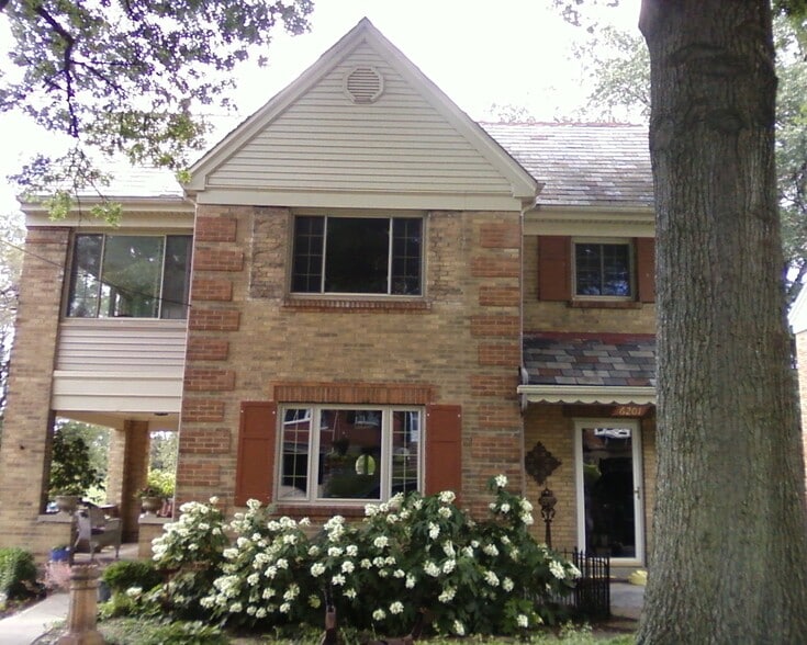 Building Photo - 6201 Lisbon Ave