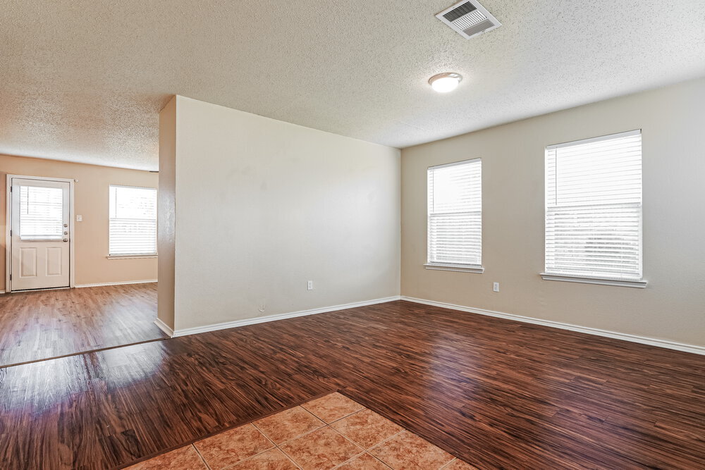 Building Photo - 604 Snowy Orchid Dr