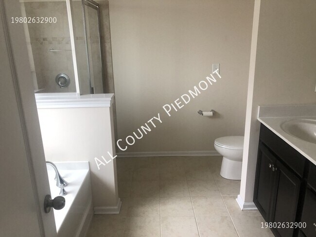 Building Photo - 7711 Kelburn Ln