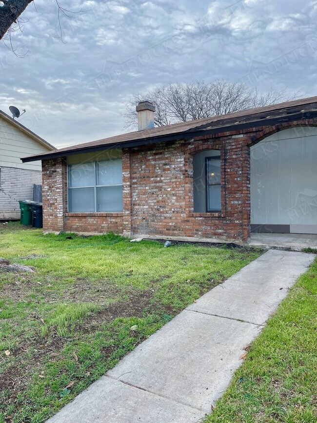 Building Photo - 8026 Echo Wind St