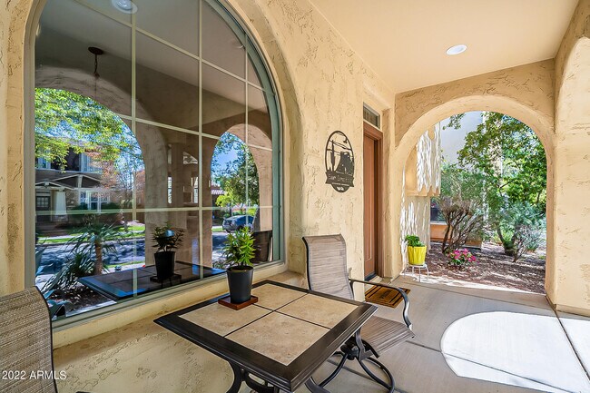 Building Photo - 21124 W Prospector Way