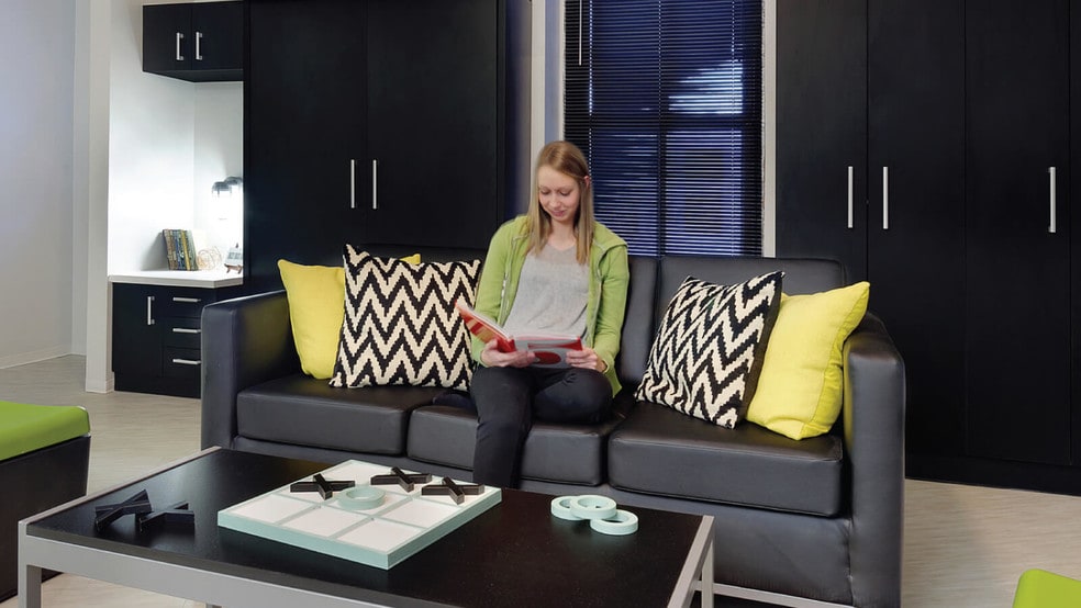 Building Photo - The Sterling