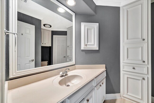 Building Photo - 14826 Sparkling Bay Ln