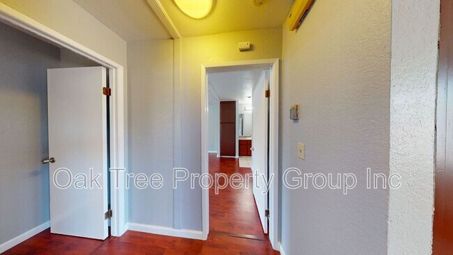 Building Photo - 2225 23rd Ave