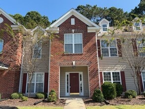 Building Photo - 1544 Oxborough Cir
