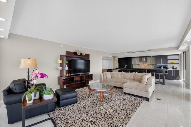Building Photo - 3400 S Ocean Blvd