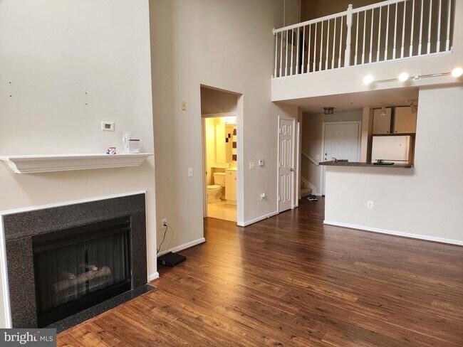 Building Photo - 2791 Centerboro Dr
