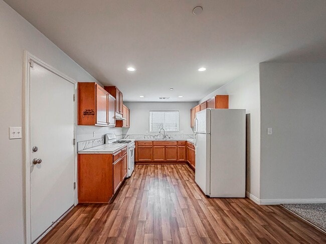 Building Photo - 1108 Honeybell Ct