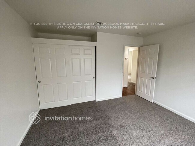 Building Photo - 1878 Southwood Dr