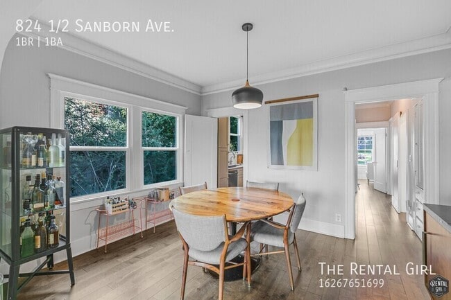 Building Photo - 824 1/2 Sanborn Ave.-