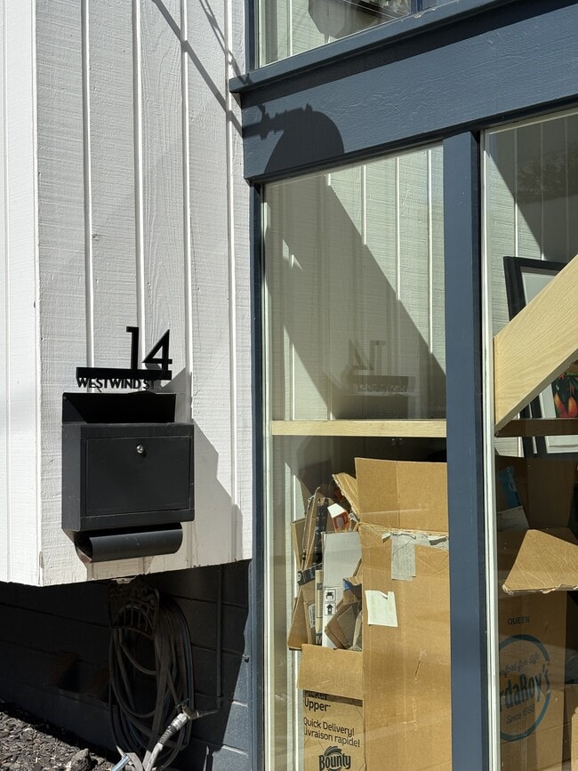 Building Photo - 14 Westwind St