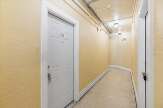 Building Photo - 37 S Iowa Ave