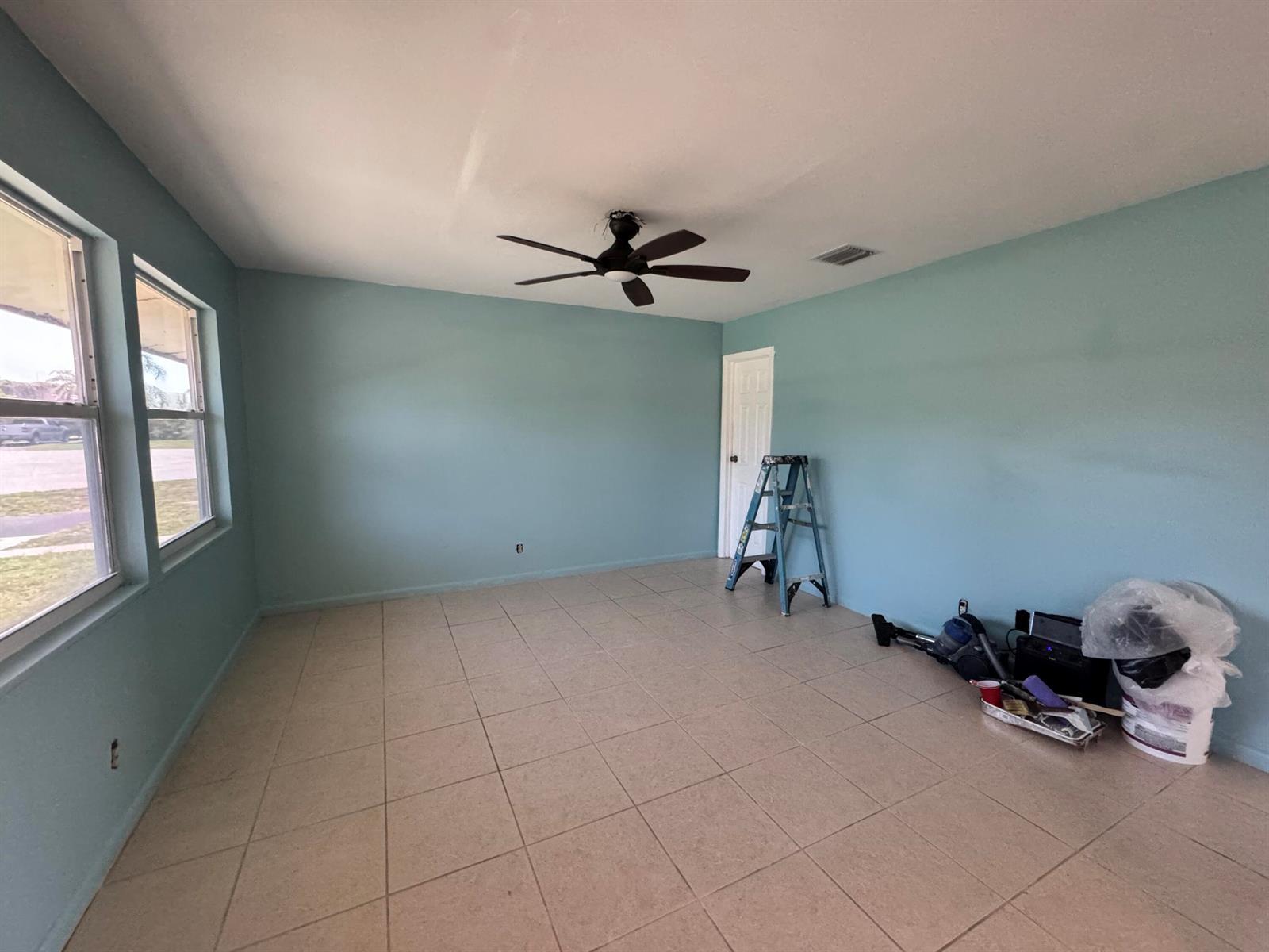 Building Photo - 8537 40th Ter N