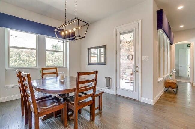 Building Photo - 15024 Teasley Ave