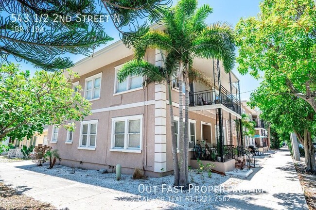 Building Photo - 543 1/2 2nd Street N-