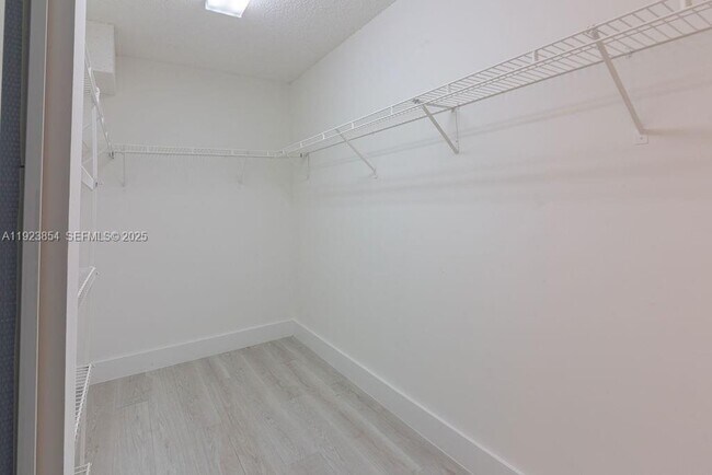 Building Photo - 1200 SW 137th Ave